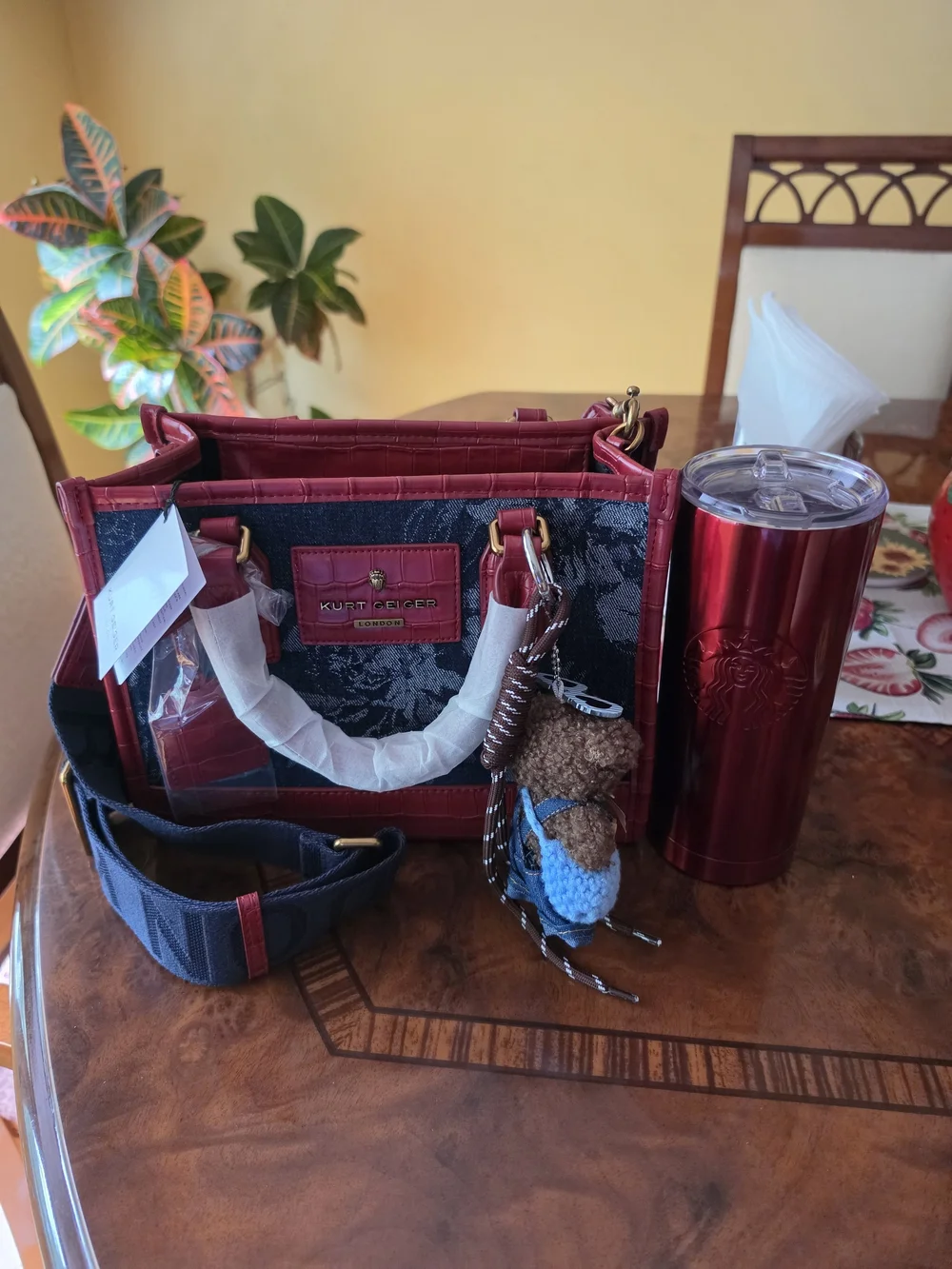 ❤️ NWT Kurt Geiger London Tote + Starbucks Bundle